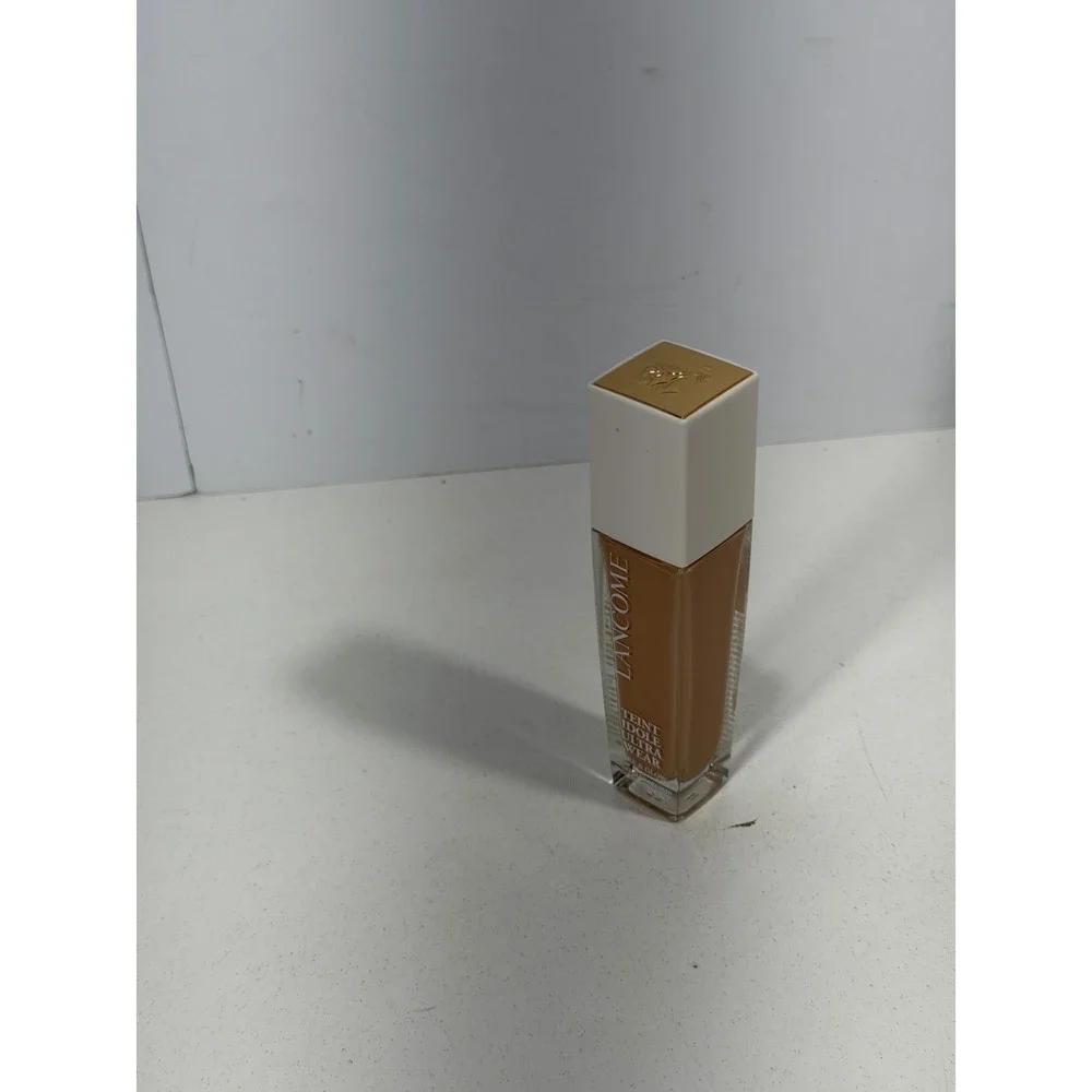 Lancome Teint Idole Ultra Wear Care & Glow Foundation 220C Glowy SPF27 see pictu